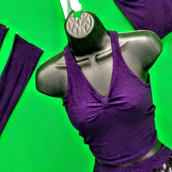 Sexy Classy Outfits w/Sleeves - Picture 7 of 8